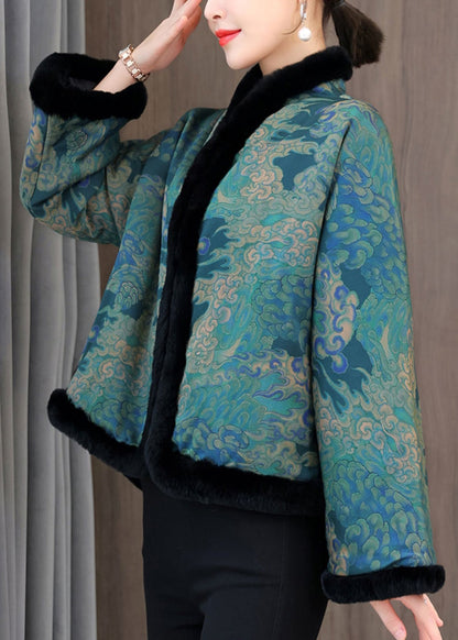 Classic Vintage & Enduringly Stylish Coat