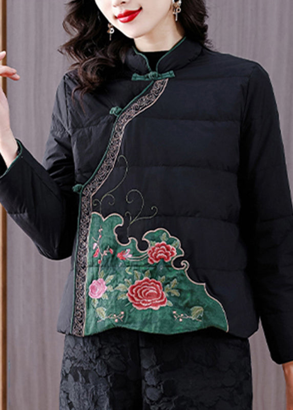 Gracefully Styled Jacket for Any Occasion