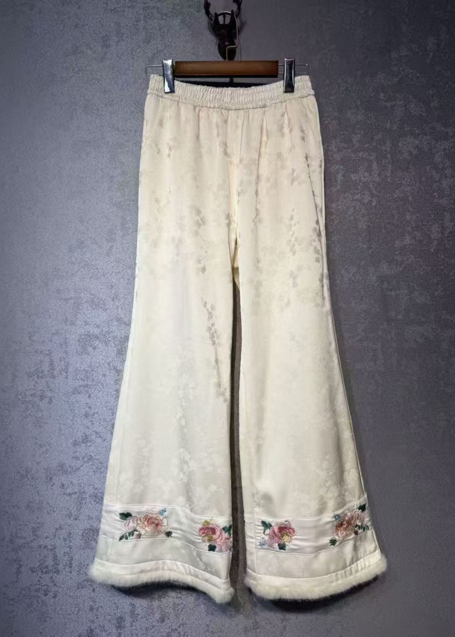 Sophisticated Pants with a Clean Classic Look