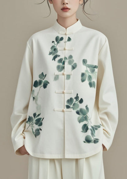 Gracefully Styled Coat for Any Occasion