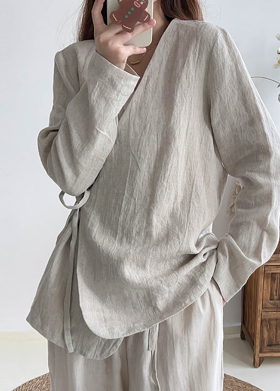 Classic Vintage Shirt with a Flattering Fit
