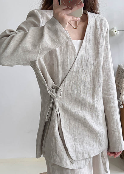Classic Vintage Shirt with a Flattering Fit