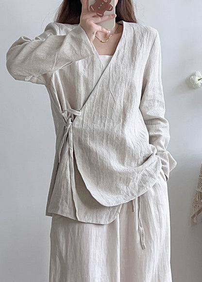 Classic Vintage Shirt with a Flattering Fit