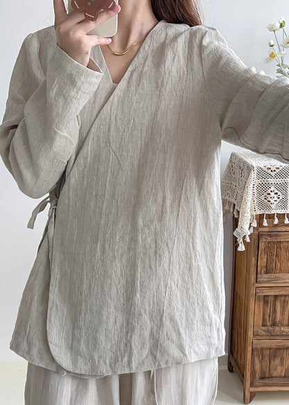 Classic Vintage Shirt with a Flattering Fit