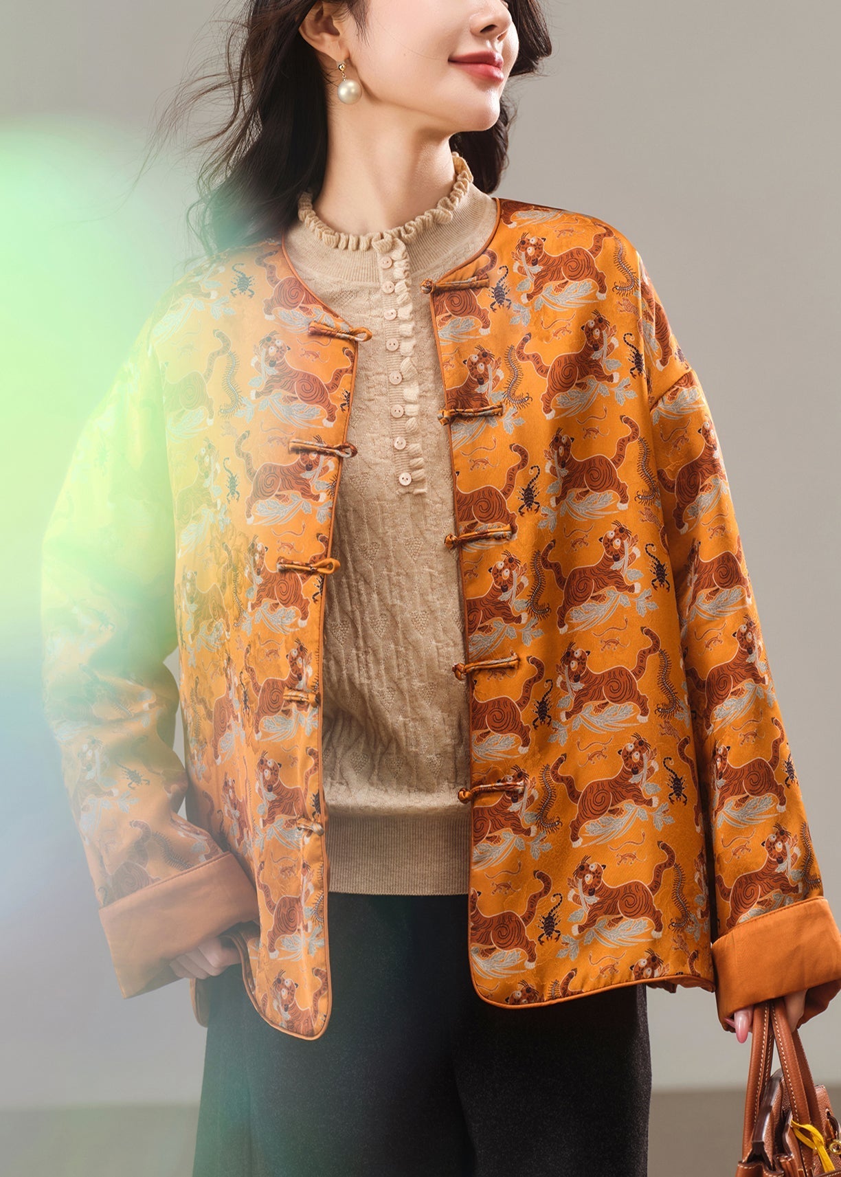 Well Tailored Jacket with a Graceful Silhouette