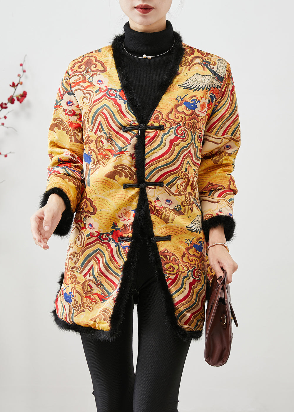 Well Tailored Coat with a Graceful Silhouette