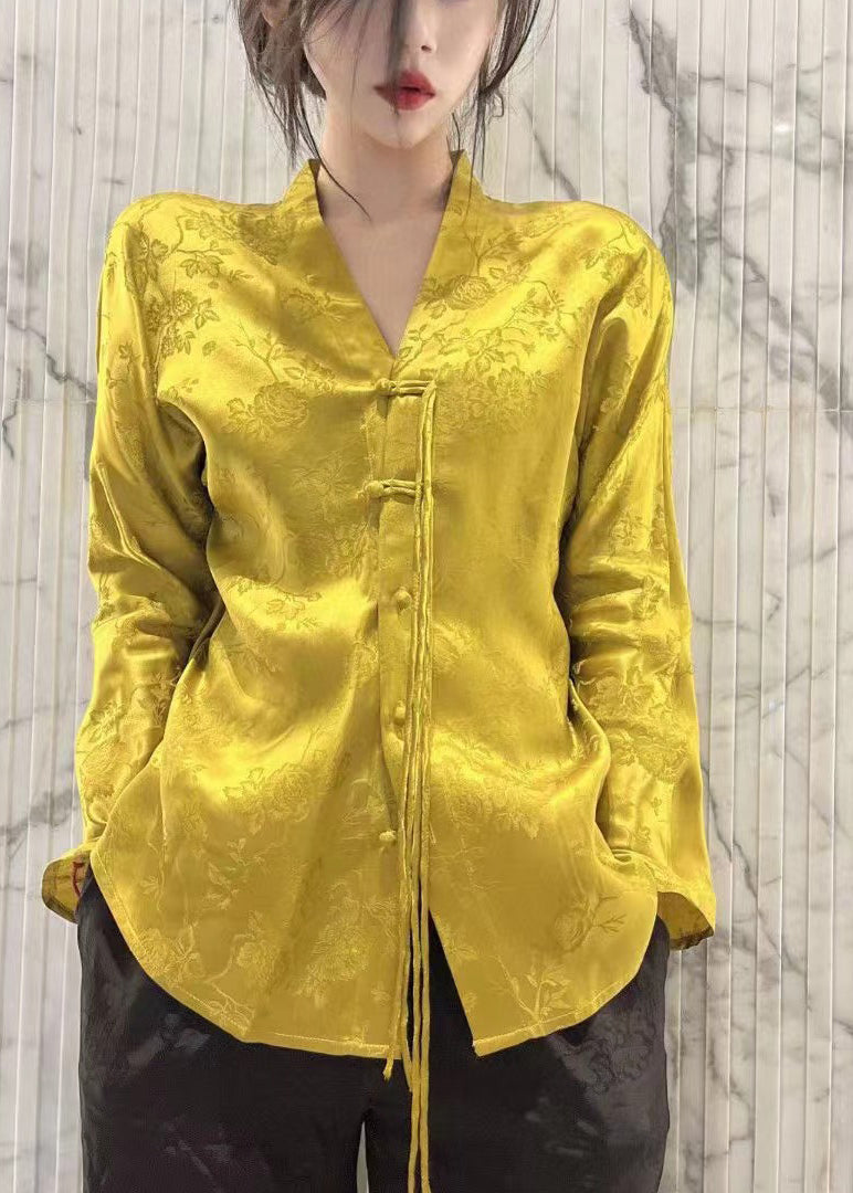Well Tailored Shirt with a Graceful Silhouette