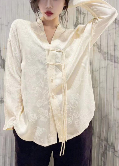 Well Tailored Shirt with a Graceful Silhouette