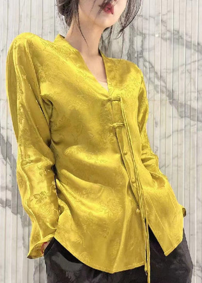 Well Tailored Shirt with a Graceful Silhouette