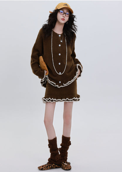 Well Tailored Cardigan with a Graceful Silhouette