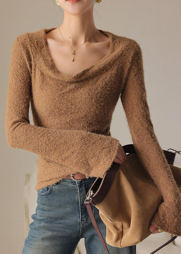 Beautifully Finished Top in a Timeless Design