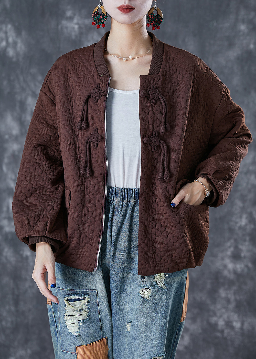 Well Tailored Jacket with a Graceful Silhouette