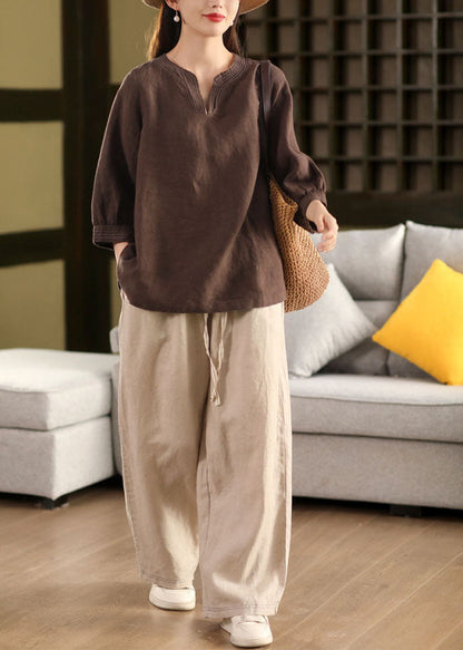 Effortlessly Elegant Top with a Timeless Design
