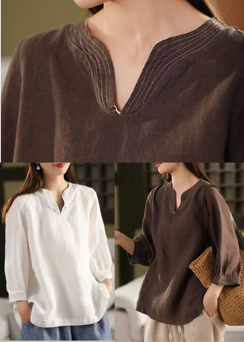 Effortlessly Elegant Top with a Timeless Design