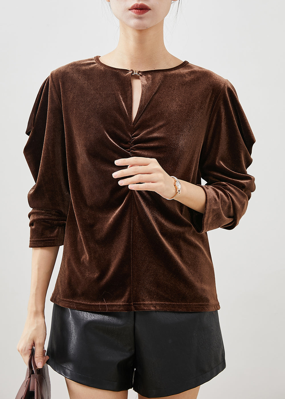 Elegantly Styled Blouse for Everyday Wear