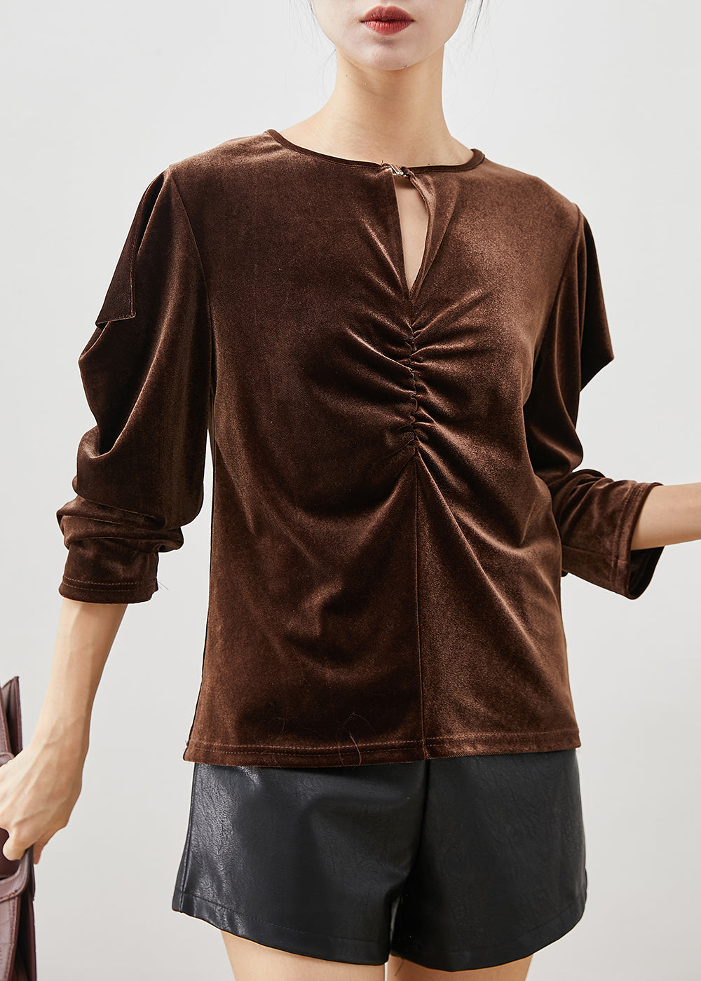 Elegantly Styled Blouse for Everyday Wear