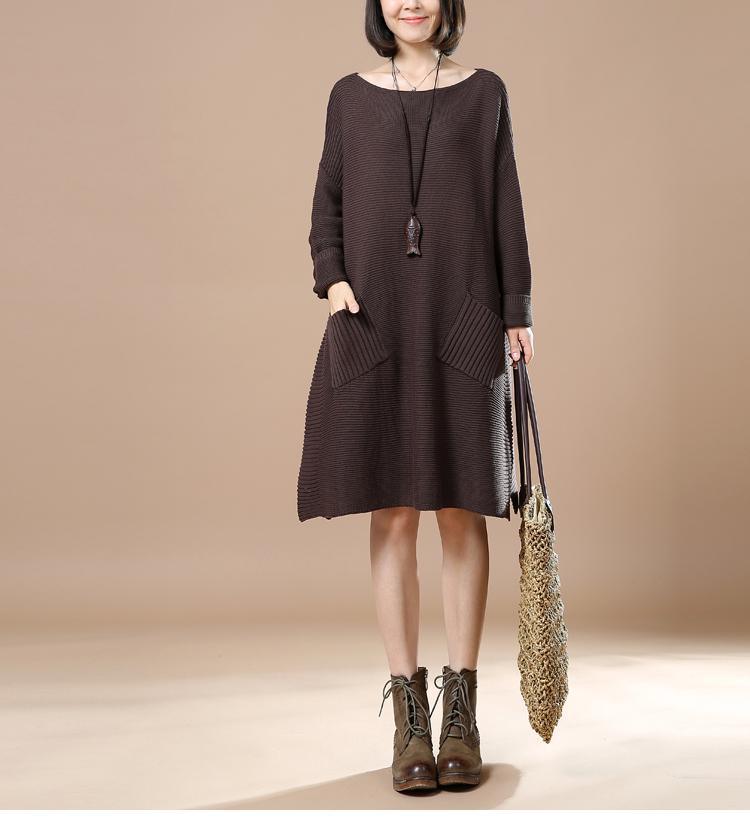 Classic Vintage Sweater with a Flattering Fit