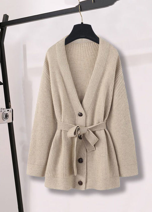 Effortlessly Elegant Coat with a Timeless Design