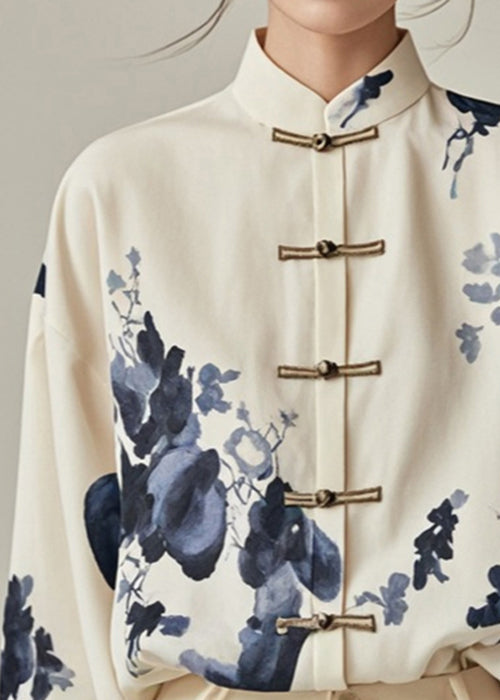 Beautifully Finished Blouse in a Timeless Design