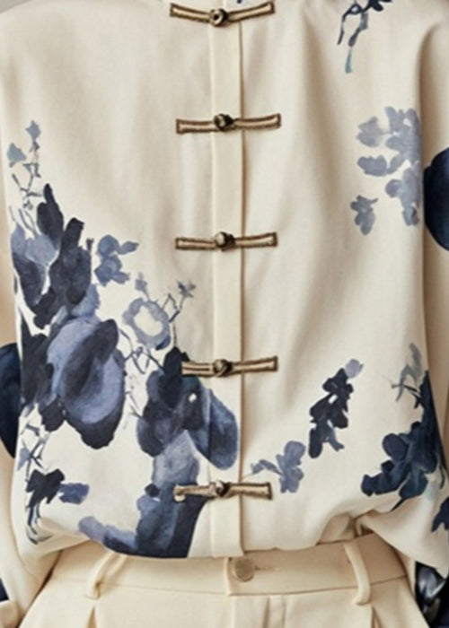 Beautifully Finished Blouse in a Timeless Design