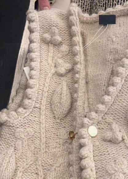 Classic Vintage Coat with a Flattering Fit