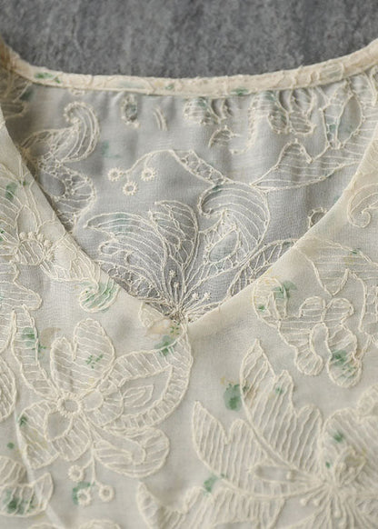 Beautifully Finished Blouse in a Timeless Design