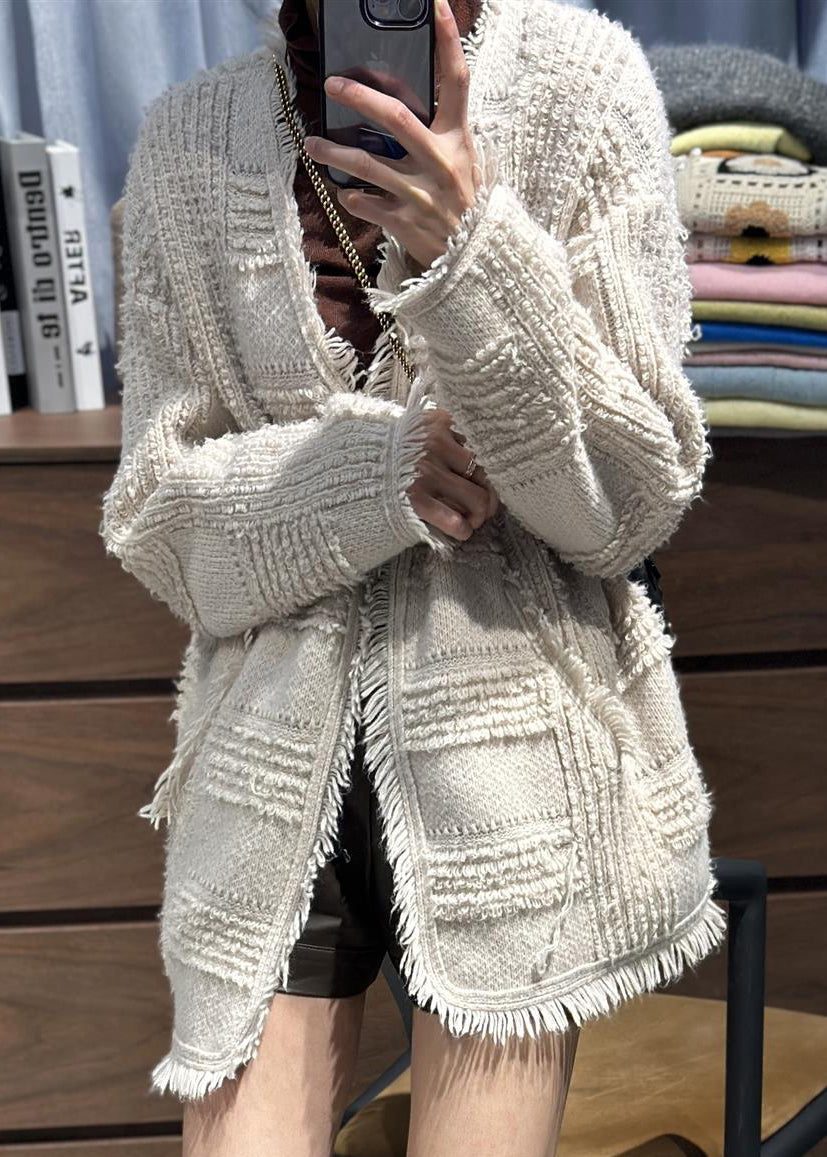 Gracefully Styled Cardigan for Any Occasion
