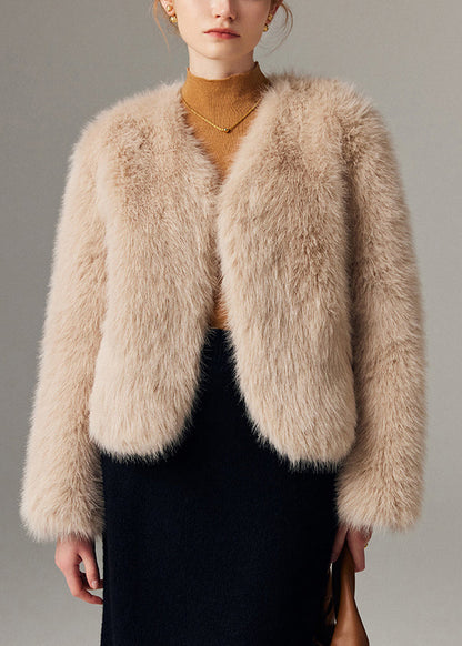Effortlessly Elegant Coat with a Timeless Design