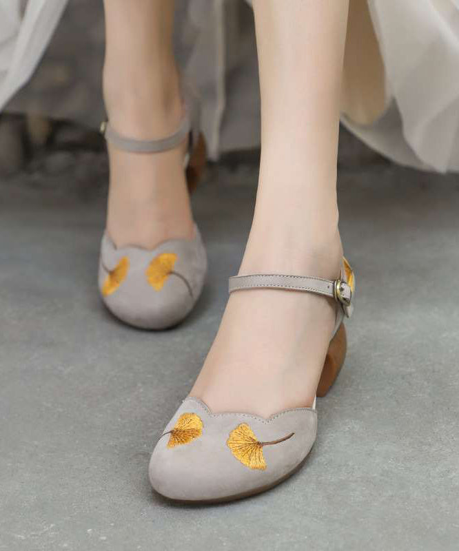 Graceful Orthopedic Heels for Modern Look