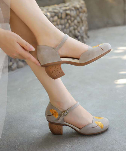Graceful Orthopedic Heels for Modern Look