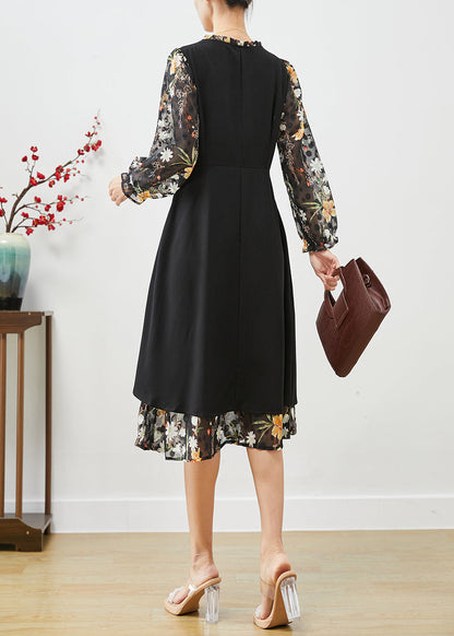 Classic Vintage Dress with a Flattering Fit