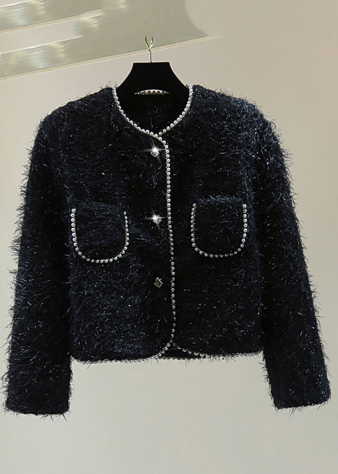 Gracefully Styled Coat for Any Occasion