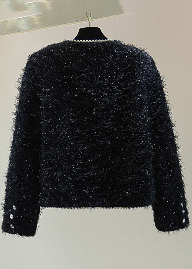 Gracefully Styled Coat for Any Occasion