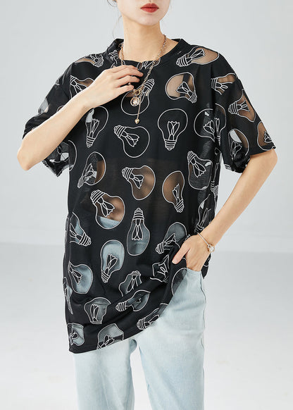 Effortlessly Elegant Garment with a Timeless Design