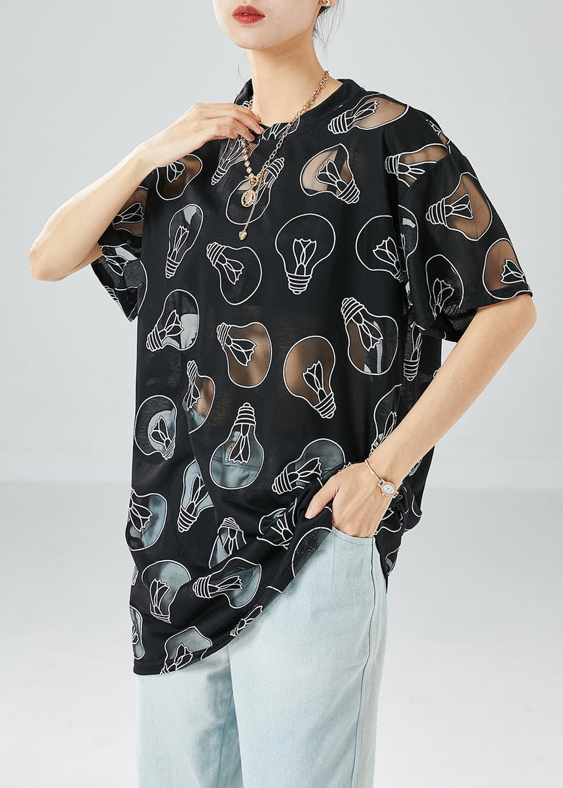 Effortlessly Elegant Garment with a Timeless Design