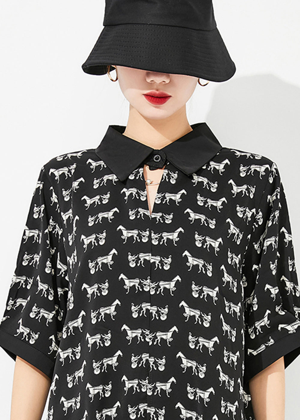 Classic Vintage Shirt with a Flattering Fit