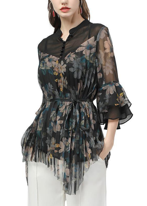 Classic Vintage & Enduringly Stylish Blouse