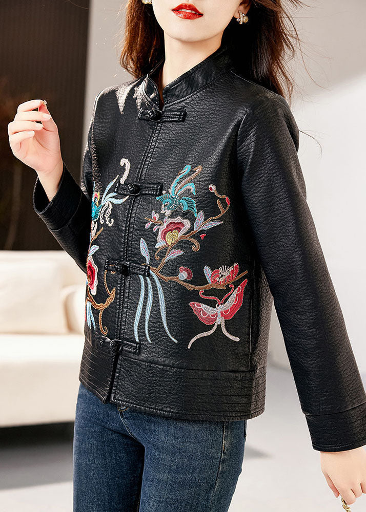Beautifully Finished Coat in a Timeless Design