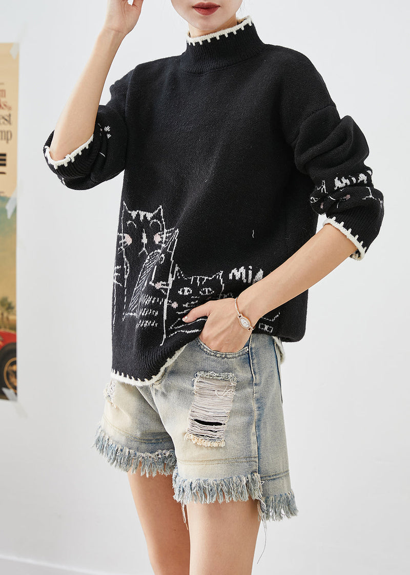 Well Tailored Sweater with a Graceful Silhouette