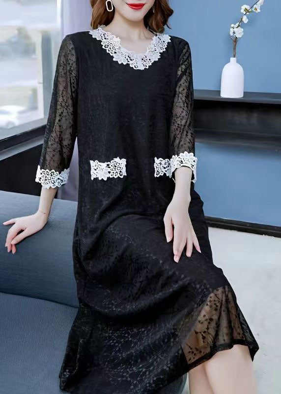 Beautifully Finished Dress in a Timeless Design