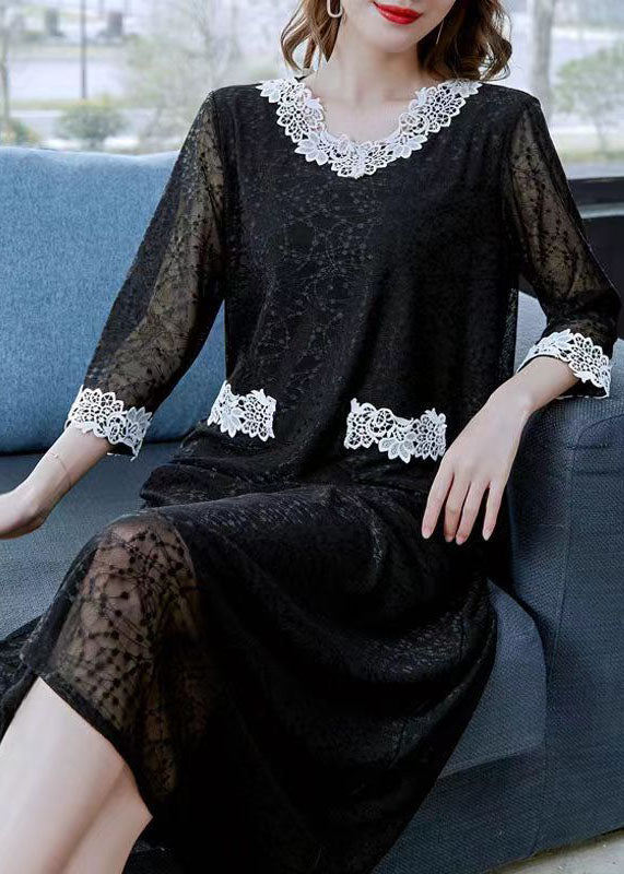 Beautifully Finished Dress in a Timeless Design