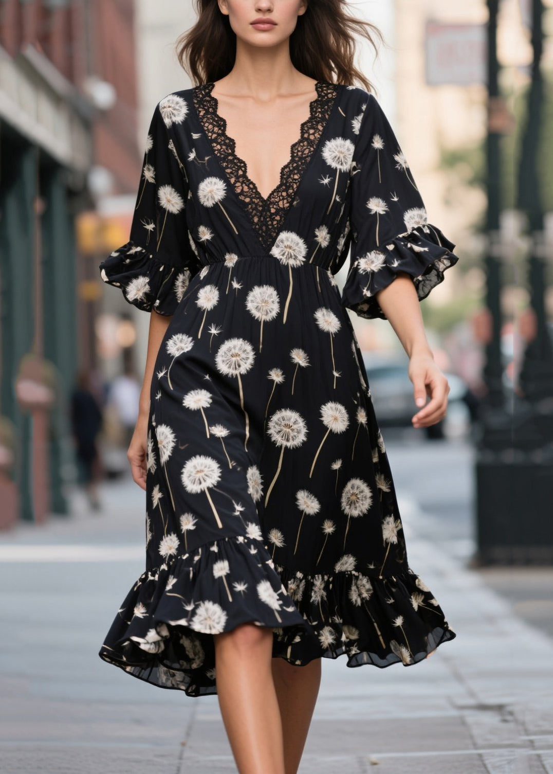 Well Tailored Dress with a Graceful Silhouette