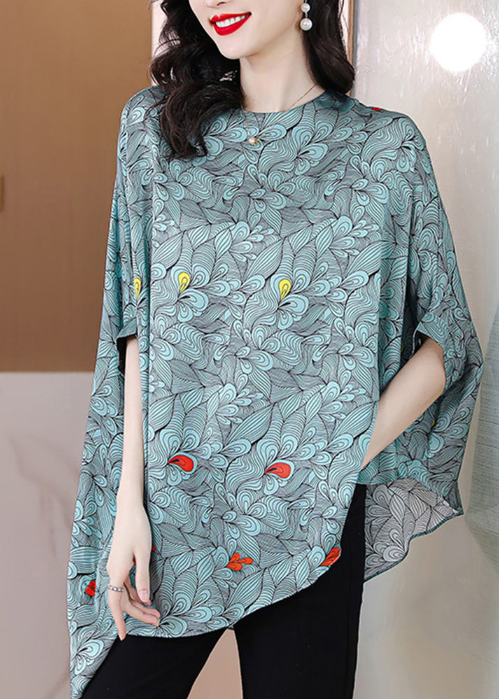 Gracefully Styled Top for Any Occasion