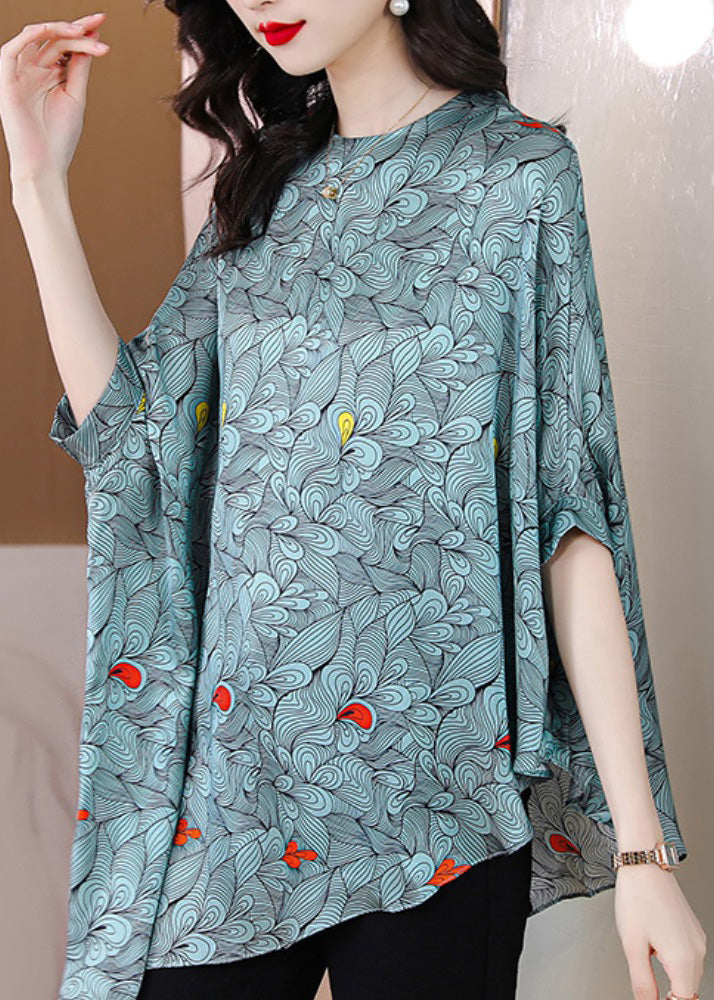 Gracefully Styled Top for Any Occasion