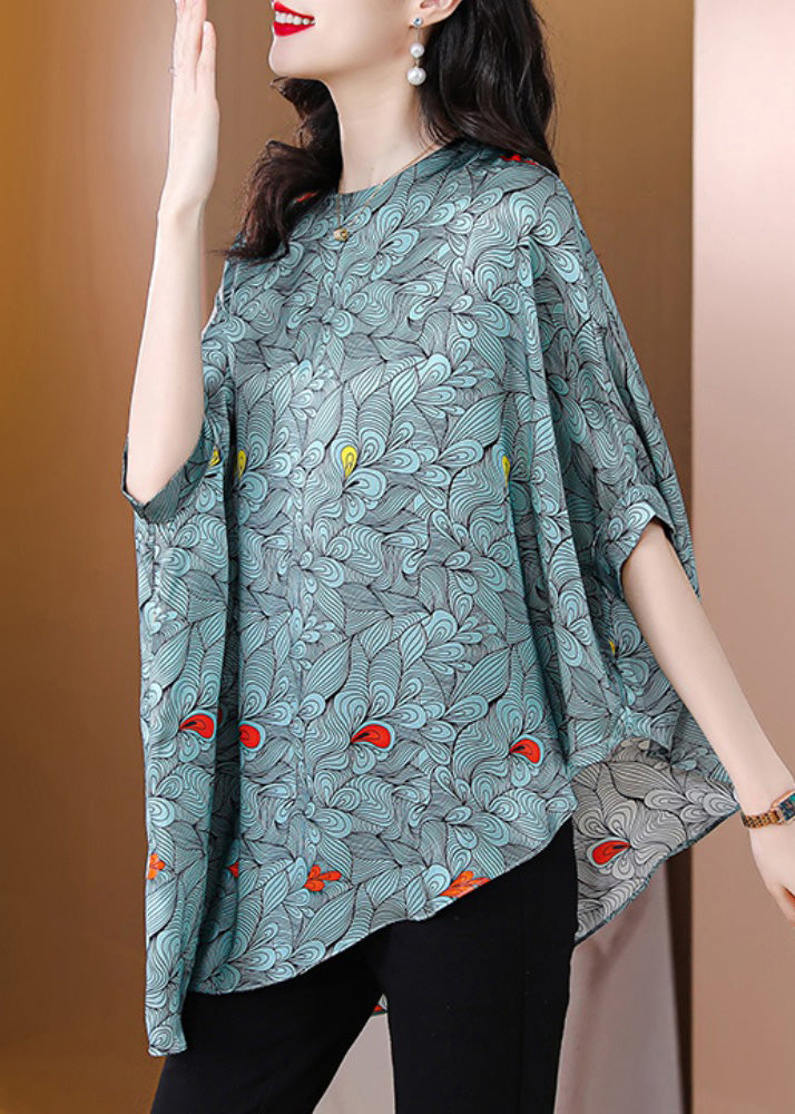 Gracefully Styled Top for Any Occasion