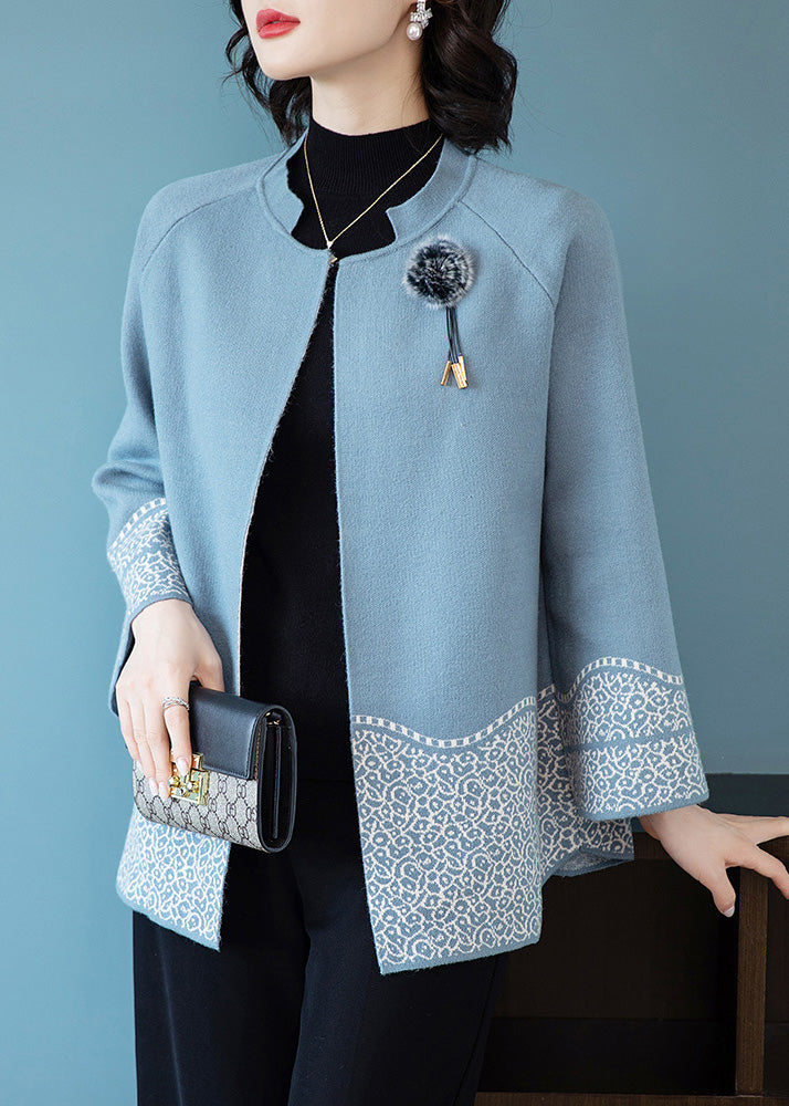 Classic Vintage Coat with a Flattering Fit