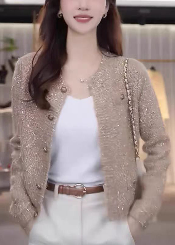 Classic Vintage Cardigan with a Flattering Fit