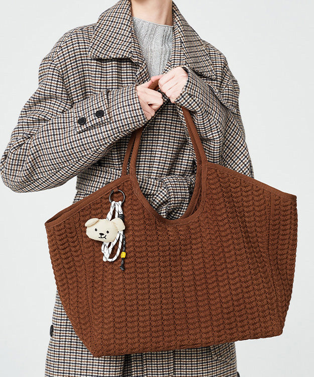 Polished Bag with an Effortless Classic Look