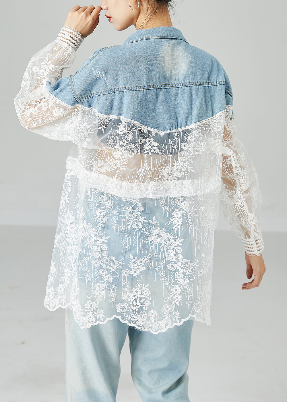 Elegantly Styled Coat for Everyday Wear