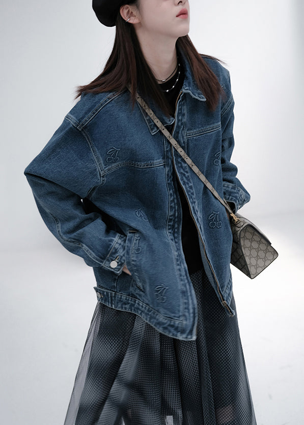 Elegantly Styled Coat for Everyday Wear
